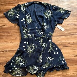NWT Francesca’s Wrap Dress